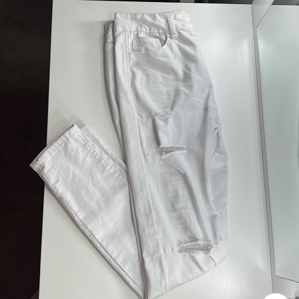 white distressed jeans